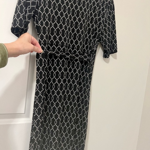 Black and white print wrap maternity dress medium - Picture 9 of 9